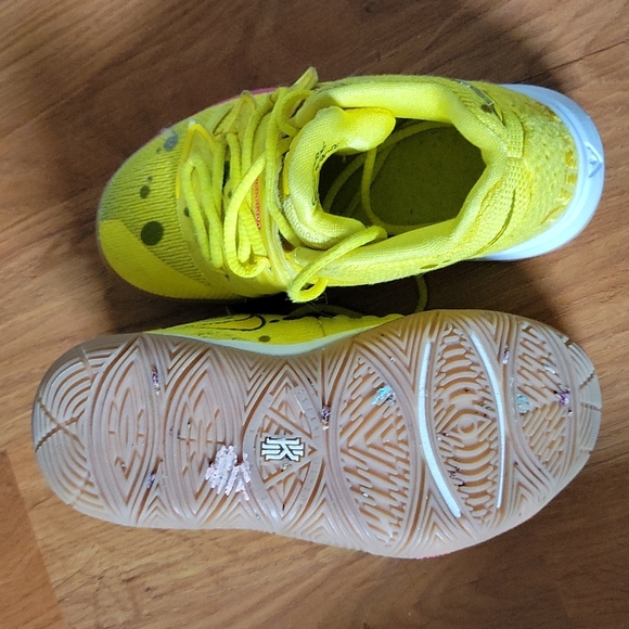 SpongBob square pants KD Nikes speacial editions kids size 11c - Picture 6 of 6